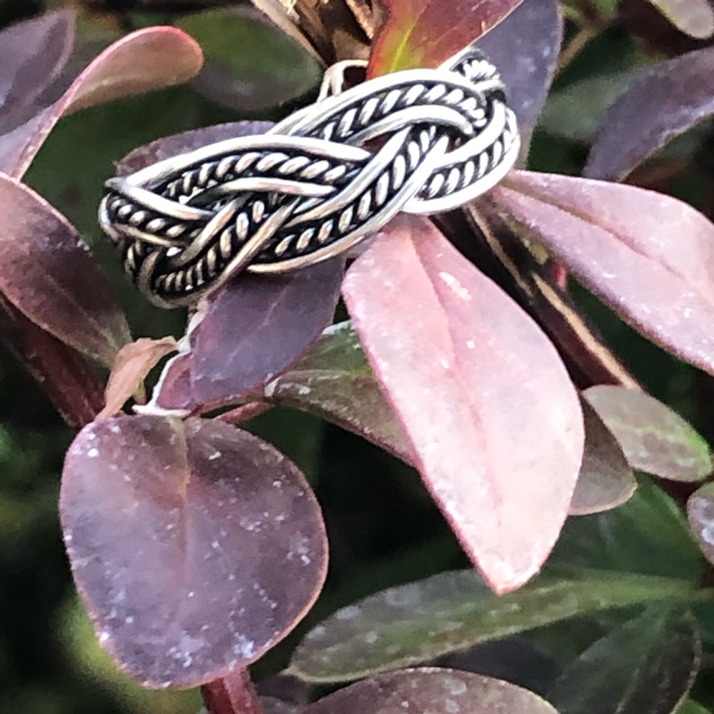 Cute wrap ring